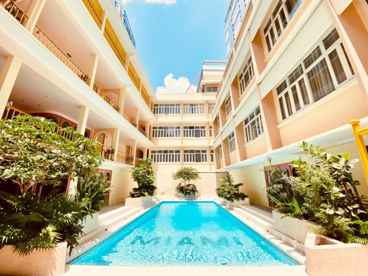 Miami Hotel Bangkok - SHA Plus Kültér fotó