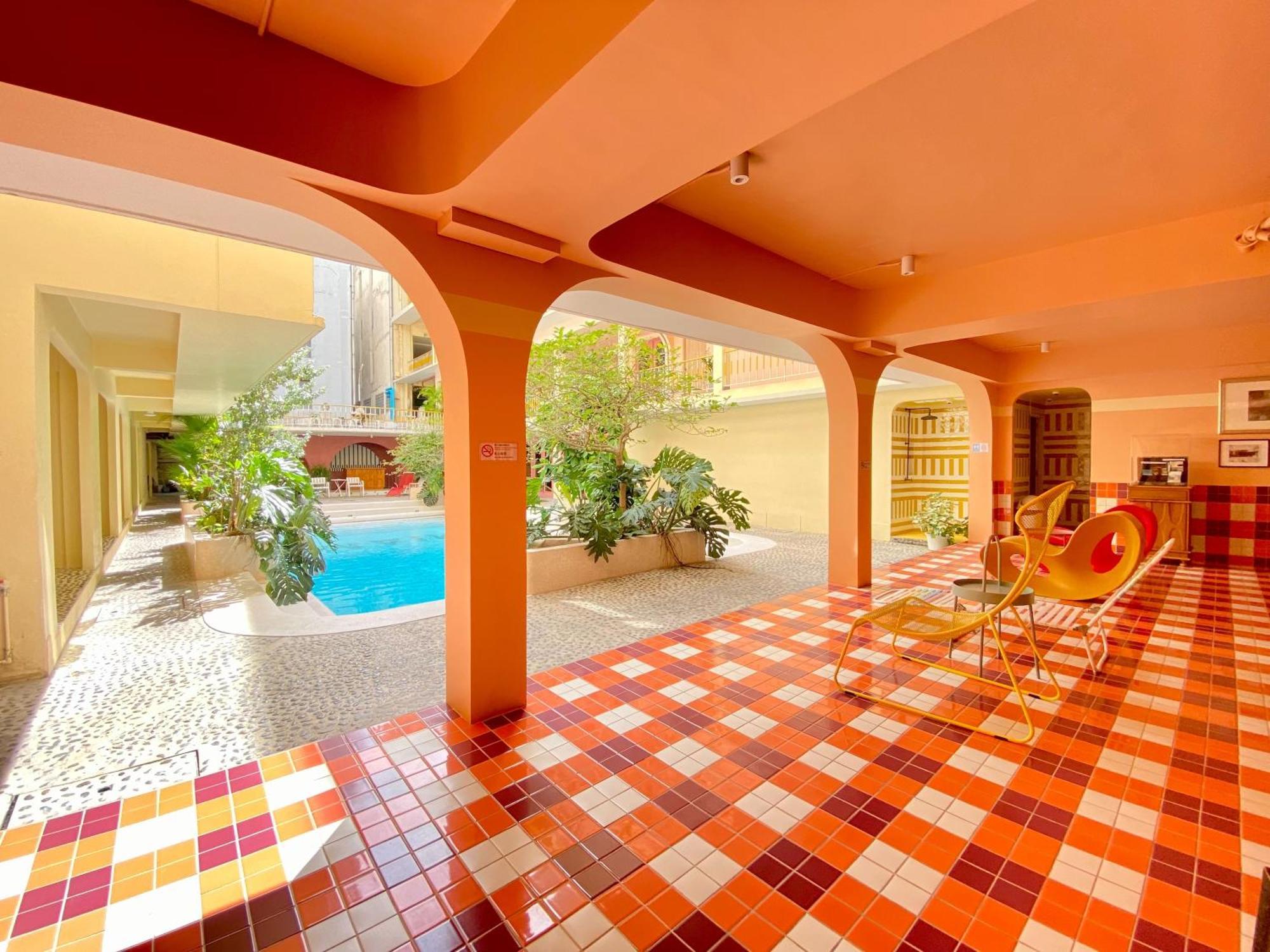 Miami Hotel Bangkok - SHA Plus Kültér fotó