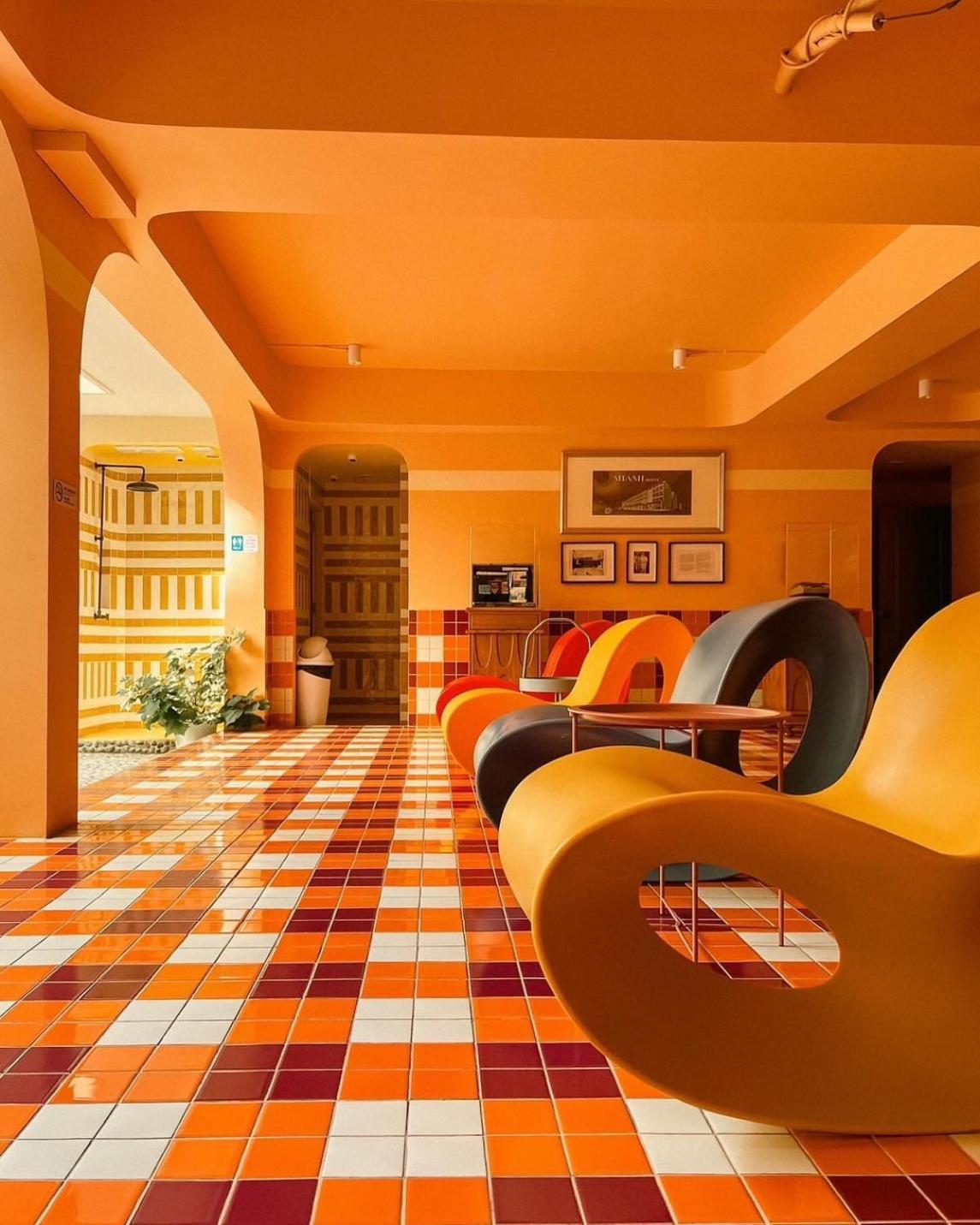 Miami Hotel Bangkok - SHA Plus Kültér fotó