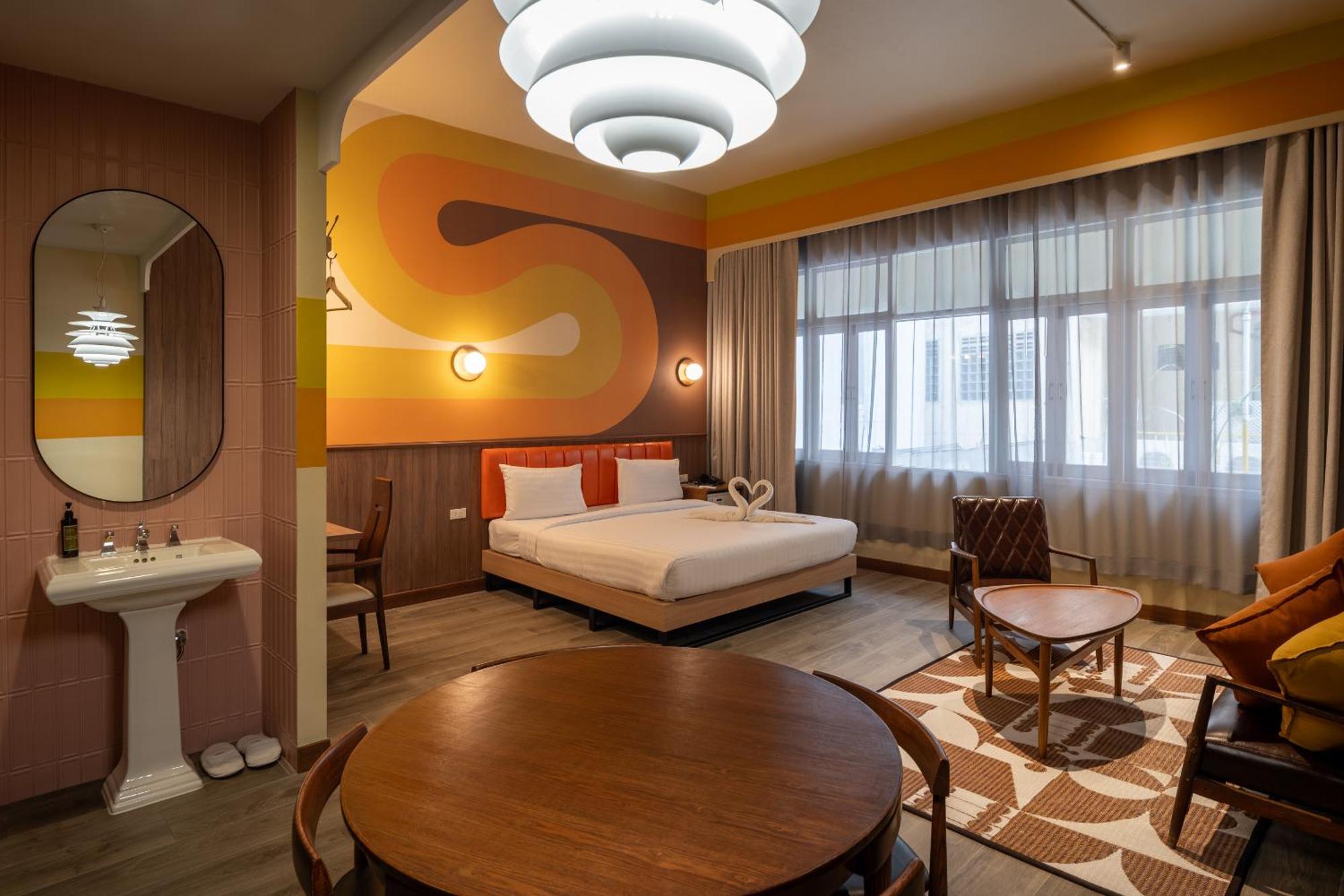 Miami Hotel Bangkok - SHA Plus Kültér fotó