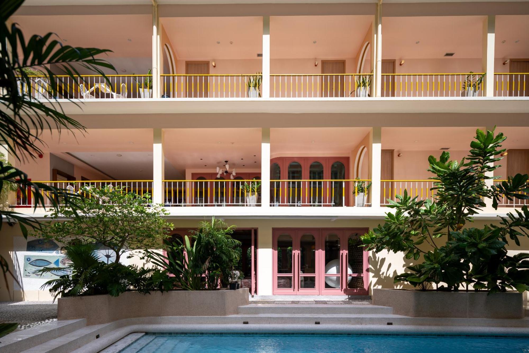 Miami Hotel Bangkok - SHA Plus Kültér fotó