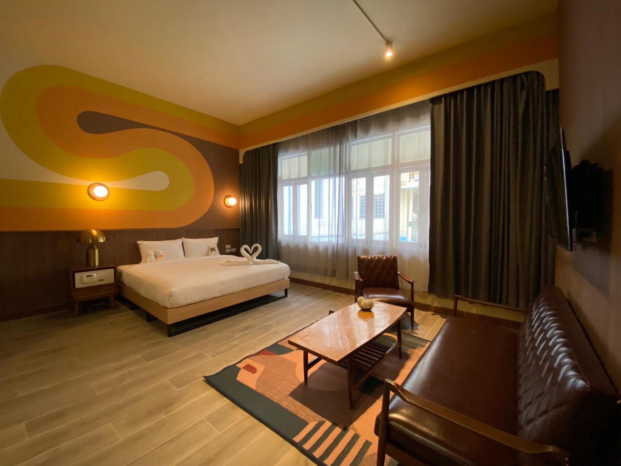 Miami Hotel Bangkok - SHA Plus Kültér fotó