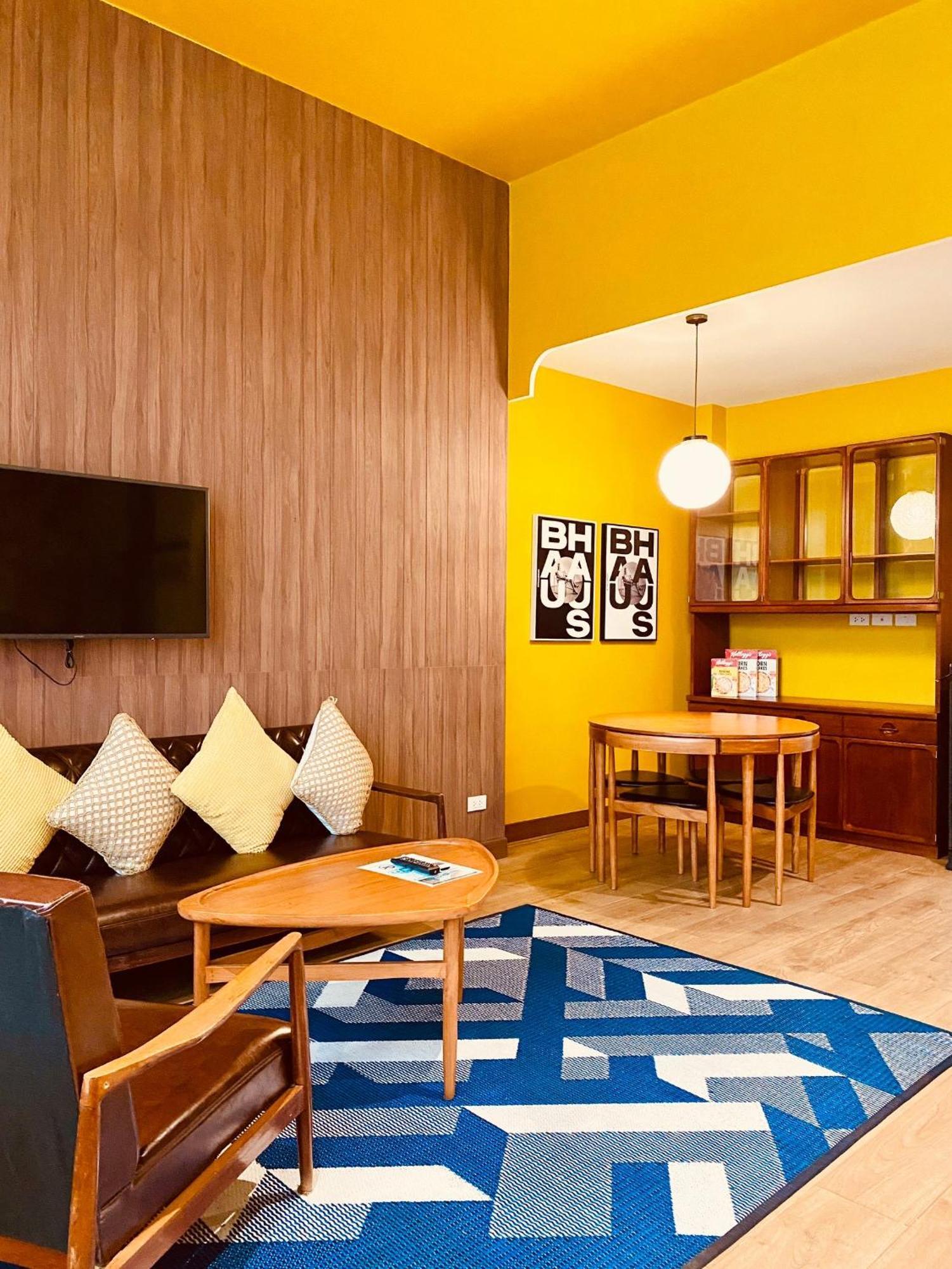 Miami Hotel Bangkok - SHA Plus Kültér fotó