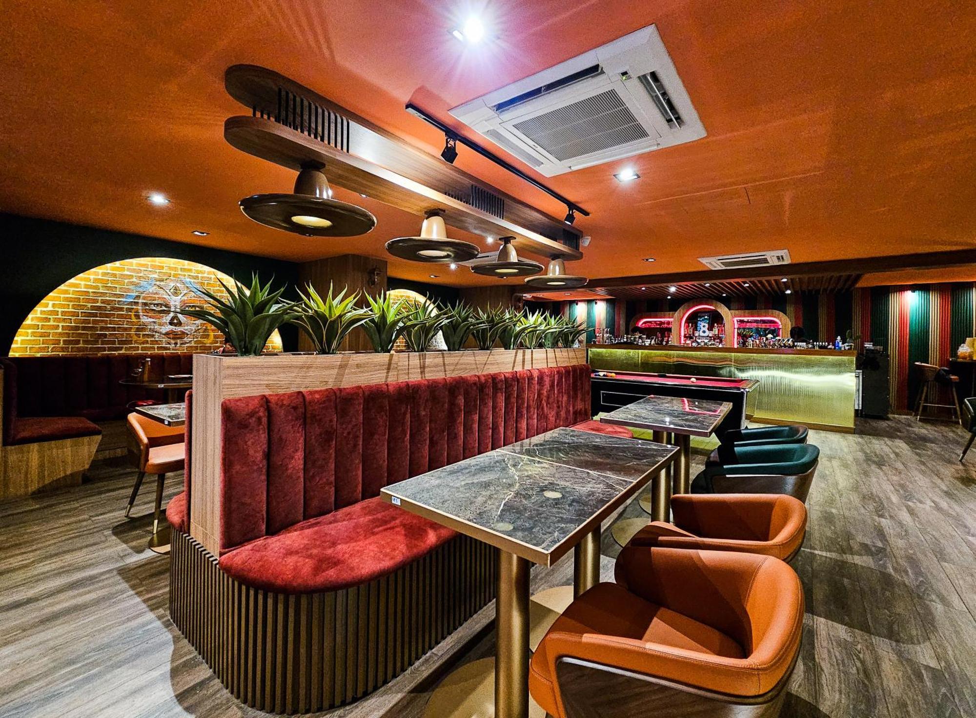 Miami Hotel Bangkok - SHA Plus Kültér fotó